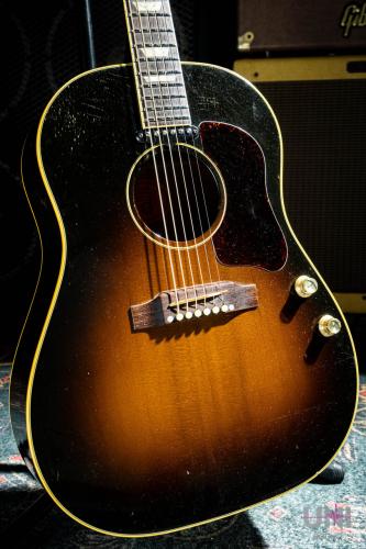 Gibson J-160E / 2001