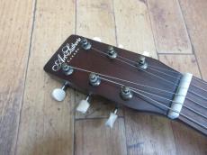 Art & Lutherie Roudhouse denim blue Q-Discrete_3