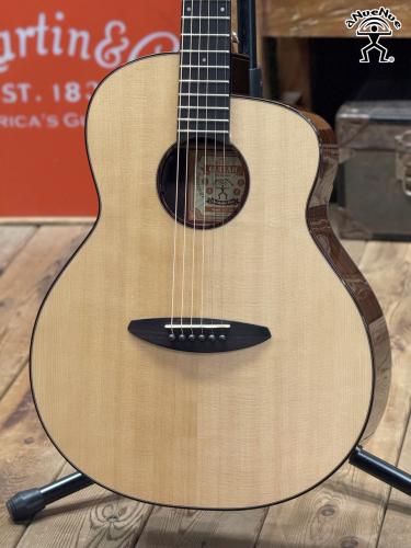 aNueNue aNN-LF28E #AN03941【実物写真】【店頭未展示品】【高性能ケーブルプレゼント!】【ONLINE STORE】