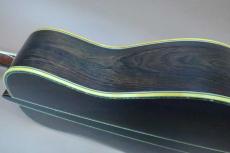 YAMAHA L-53 Special Order Made Model / Ezo Spruce Top・Jacaranda Side and Back :Center Ebony 3-Piece ・Original Grover Peg・Head and Body and Rosette Bias Abalone Trim・Ebony and Mahogany 5P-Neck・Tortoise Color _4