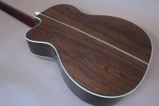 Martin OMC-28M Laurence Juber Custom / Waverly Peg・Solid Adirondack Spruce Top・Solid Madagascar RosewoodSide and Back・Mahogany 1P-Neck・Ebony Fingerboard and Bridge・Herringbone【With Original Hard Case】2005年製_7