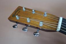 Martin OMC-28M Laurence Juber Custom / Waverly Peg・Solid Adirondack Spruce Top・Solid Madagascar RosewoodSide and Back・Mahogany 1P-Neck・Ebony Fingerboard and Bridge・Herringbone【With Original Hard Case】2005年製_8