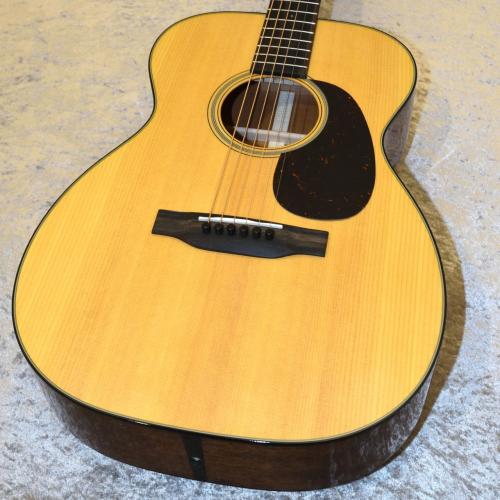 Martin 00-18 Standard #3013125【小振りなギターの決定版】