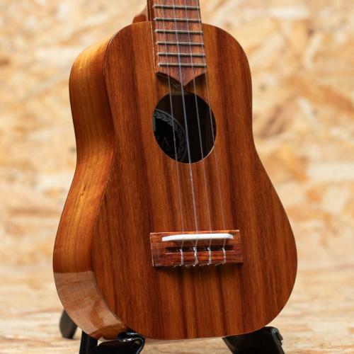 T&K CENIZA Hawaiian Koa Soprano Long Neck