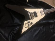 Gibson USA / Flying V 67_2