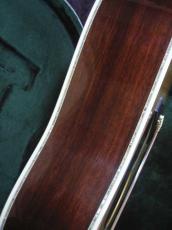 Martin CTM D-45 170th Anniversary / Vertical Logo・Abalone Trim and Rosette・Italian Alpine Spruce Top・Indian Rosewood Side and Back・One-Piece Mahogany Neck・Original Black Pick-guard 【With Original Hard Case】 _13