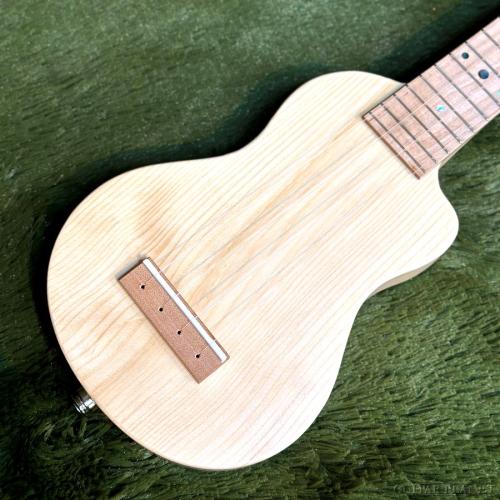 QUIAM eleComCon Concert 【コンサート】【サイレント】【北海道産木材】【ピックアップ搭載】【24回金利0%対象】【送料込】