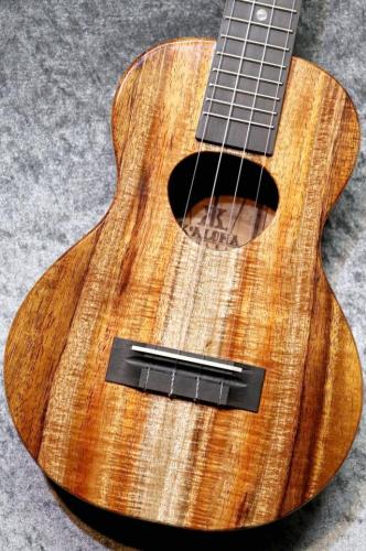 KoAloha  KCM-00 【コンサート】【魅惑のカーリー個体】【現物写真】【2026年製】【池袋店在庫品】