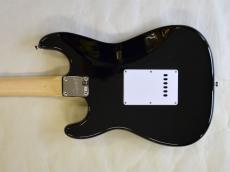 Squier  AFFINITY SERIES™ STRATOCASTER®_12