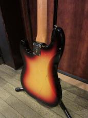 Fender 1966 Precision Bass Sunburst_6
