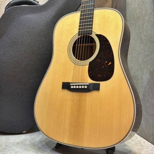 Martin 【試奏動画あり】D-28 Modern Deluxe #3023120【芯立つ低音と艶やかな高音】【当店限定特典付き】【送料当社負担】【池袋店在庫品】