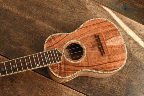 MAUI MUSIC Soprano SLKDLX