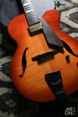 D'Aquisto DQ-JZ -Jazz Line- VLB (Violin Burst)_11