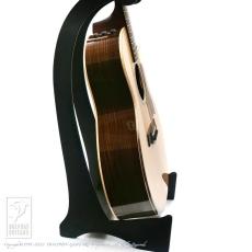 Taylor 814ce DLX V-Class_3