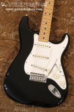 Fender 1975 Stratocaster "Original Black Finish"_3
