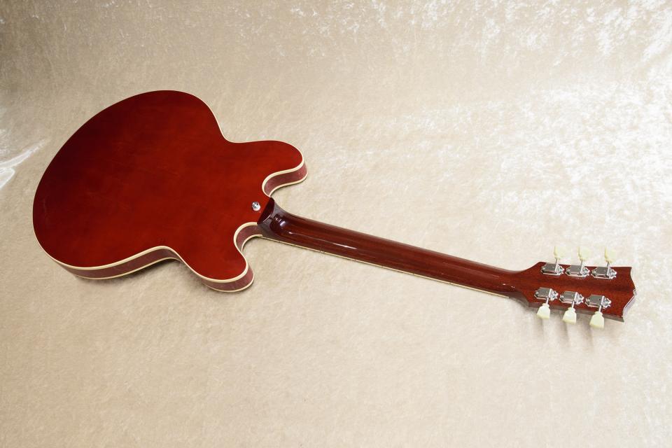 Archtop Tribute AT135STP gibson es335タイプ（渋谷ウォーキン