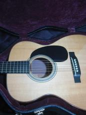 Martin Custom Shop CTM 000-28 Madagascar / Original peg・Solid Swiss Moon Spruce Top・Solid Madagascar Rosewood Side and Back・Adirondack Spruce Bracing【With Original Case】2013年製_10