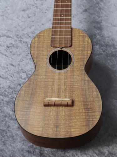 Martin 0XK Concert Uke【チューナー、教本付き】