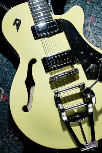Duesenberg Starplayer TV+ Vintage White / 2011