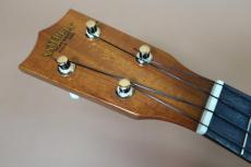 ASTURIAS Concert Koa / Gold Friction Peg・Solid One-Piece Hawaiian-Koa Top・Solid Hawaiian Koa Side・Solid One-Piece Hawaiian-Koa Back・Mahogany Neck・Rosewood Fingerboard and Bridge【With  KC Hard Case】 199_8