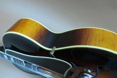 Gibson L-5 pre-war / Carved Spruce Top・Flame Maple Side and Carved Flame Maple Back・Script Logo・Grover Peg・Flower pot Inlay and Block Pear inlay・Ebony fingerboard・Flame Maple Neck・DeArmond Model 1000_5