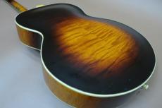 Gibson L-5 pre-war / Carved Spruce Top・Flame Maple Side and Carved Flame Maple Back・Script Logo・Grover Peg・Flower pot Inlay and Block Pear inlay・Ebony fingerboard・Flame Maple Neck・DeArmond Model 1000_7