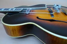 Gibson L-5 pre-war / Carved Spruce Top・Flame Maple Side and Carved Flame Maple Back・Script Logo・Grover Peg・Flower pot Inlay and Block Pear inlay・Ebony fingerboard・Flame Maple Neck・DeArmond Model 1000_14