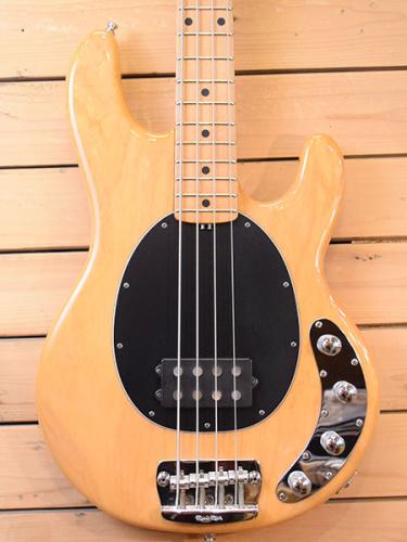 MUSIC MAN Stingray/Nat/USA