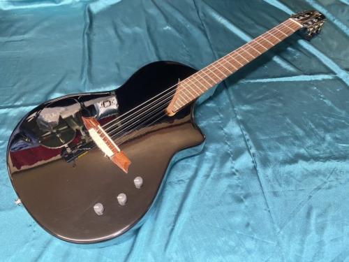 Martinez HISPANIA Black GT