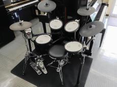 Roland TD-11KV VH-10/TAMA HP200PTW SET