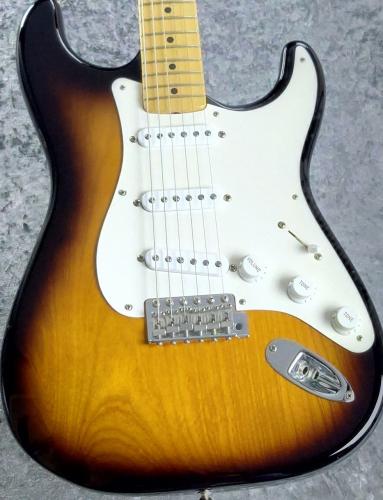 Fender 60th Anniversary American Vintage 1954 Stratocaster / 2Color Sunburst [2014年製][3.63kg]