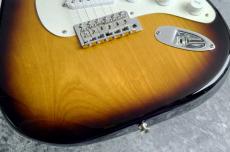 Fender 60th Anniversary American Vintage 1954 Stratocaster / 2Color Sunburst [2014年製][3.63kg]_4