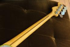 Fender American Ultra II Meteora Bass Maple Fingerboard / Solar Flare_4