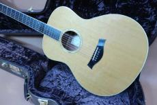 Taylor GS-5 / One Owner・Solid Western Red Cedar Top・Solid Tropical American Mahogany Side and Back・Abalone Rosette・Ebony Fingerboard and Bridge・Gloss Finish【With Original Case】2007年製_2