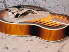 Republic Guitars Tricone Woodbody_9