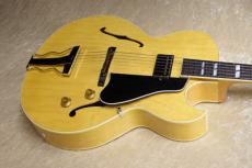 Archtop Tribute AT105_2