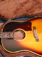 Gibson J-45 / Time Machine Condition・Large Pickguard・Jacaranda Fingeboard and Top Belly Bridge・Straight Saddle 【With BOBLEN Case】 1959年頃製_8
