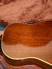 Gibson J-45 / Time Machine Condition・Large Pickguard・Jacaranda Fingeboard and Top Belly Bridge・Straight Saddle 【With BOBLEN Case】 1959年頃製_9