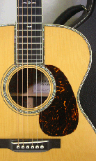 Martin 000-42 Marquis  / Old Style Decal Logo・Abalone Trim・Solid Adirondack Spruce Top・Solid Indian Rosewood Side and Back・Long Saddle【With Original Case】2007年製_2