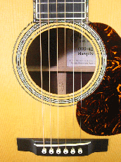 Martin 000-42 Marquis  / Old Style Decal Logo・Abalone Trim・Solid Adirondack Spruce Top・Solid Indian Rosewood Side and Back・Long Saddle【With Original Case】2007年製_7