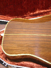 Martin D-45 / Vertical Logo・Grover U.S.A Gold Peg・Solid Abalone Inlay・Solid Spruce Top・Solid Rosewood Side and Back【With Original Hard Case 】1979年製_9
