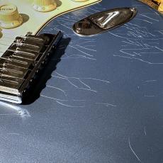 Fender American Ultra Luxe Vintage '60s Stratocaster Ice Blue Metallic / Rosewood【特価】_11