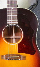 Gibson Custom Shop J-45 "The 59" Normal Saddle / Large Pick guard・One Ring Rosette・Solid Spruce Top・Solid Mahogany Side and Back【With Original Hard Case】2013年製_2