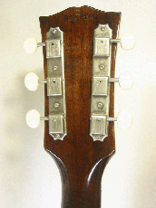 Gibson J-45TBS / Tobacco Sunburst・Large Pick guard・Pick guard Logo・Jacaranda Fingerboard・ 2-Ring Rosette・Adjustable Saddle 【With Chipboard Case】　1968年製_5
