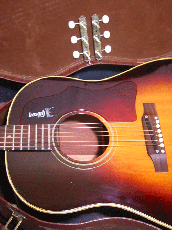 Gibson J-45TBS / Tobacco Sunburst・Large Pick guard・Pick guard Logo・Jacaranda Fingerboard・ 2-Ring Rosette・Adjustable Saddle 【With Chipboard Case】　1968年製_8