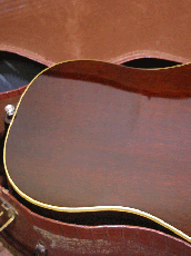 Gibson J-45TBS / Tobacco Sunburst・Large Pick guard・Pick guard Logo・Jacaranda Fingerboard・ 2-Ring Rosette・Adjustable Saddle 【With Chipboard Case】　1968年製_9