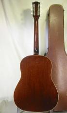 Gibson J-45 / Wide Neck : 43mm・Spruce Top・Mahogany Side and Back・Large Pick-guard・Jacaranda Fingerboard & Top Belly Bridge・Normal  Saddle・ 【With Gibson Vintage Hard Case】 1957年製_4