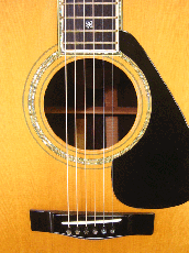 YAMAHA L-55 Custom /　Flagship Model・Solid Abalone Trim・Solid Premium Grade Ezo Spruce Top・Solid Premium Grade Jacaranda Side and Back・Terry Nakamoto Sign 【With Original Hard Case】　1984年製_7