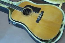 Yamaki Y-40D / Hand Craft Series・Solid Spruce Top・Solid Mahogany Side and Back・Original Peg・Triangle Wood Inlay・Rosewood Fingerboard and Bridge・Tortoise Color Pick guard【With Hard Case】1970年代製　_2