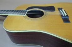 Yamaki Y-40D / Hand Craft Series・Solid Spruce Top・Solid Mahogany Side and Back・Original Peg・Triangle Wood Inlay・Rosewood Fingerboard and Bridge・Tortoise Color Pick guard【With Hard Case】1970年代製　_13